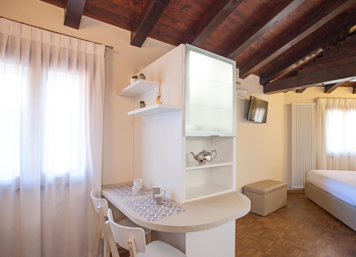 Residence "Le Casette" Pordenone Exteriér fotografie